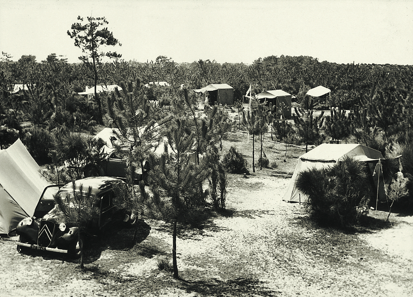 Camping au début CHM